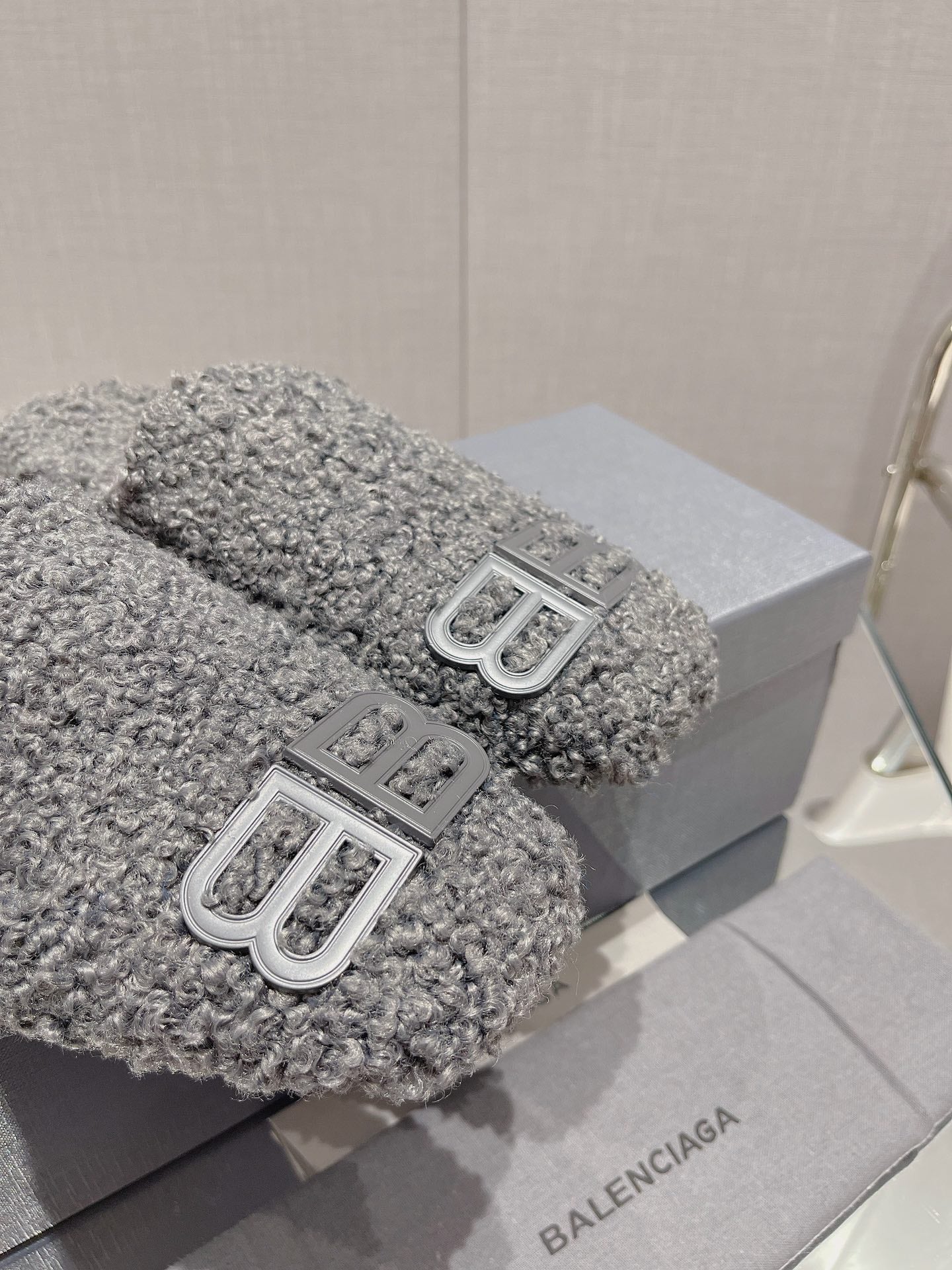 BALENCIAGA 25S MULES IN GRAY WOOL WITH LOGO