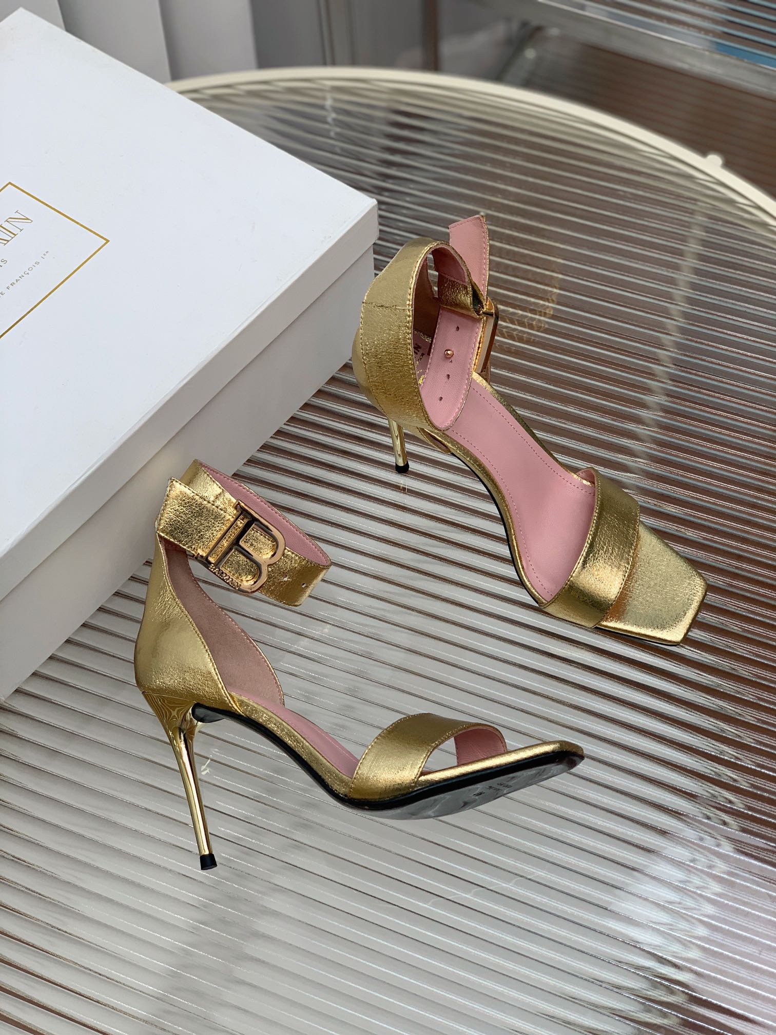 BALMAIN 25S B STRAP HIGH HEEL SANDALS 95MM IN GOLD CALFSKIN