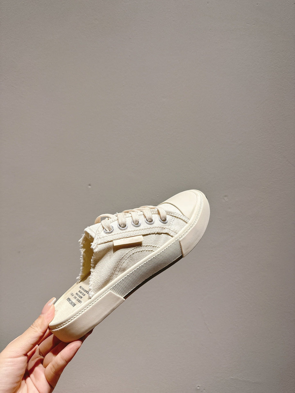 BALENCIAGA 25S SPORT CLOGS IN CREAM WHITE CANVAS