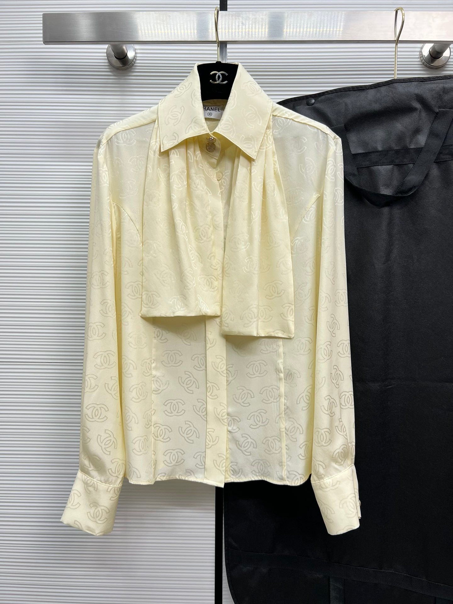 CHANEL 26S SHIRT 725
