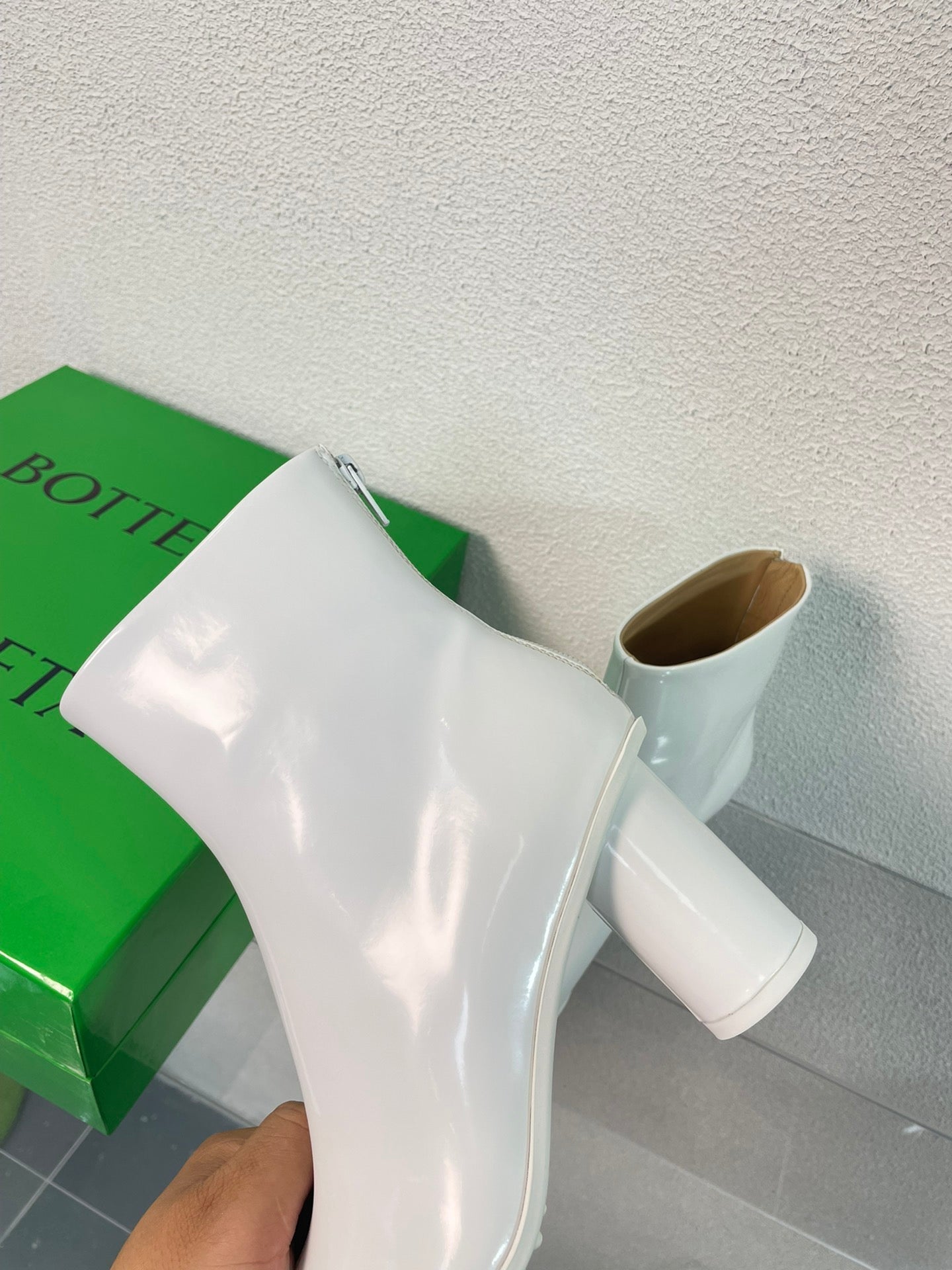 BOTTEGA VENETA ATOMIC ANKLE BOOT IN WHITE CALFSKIN 75 MM