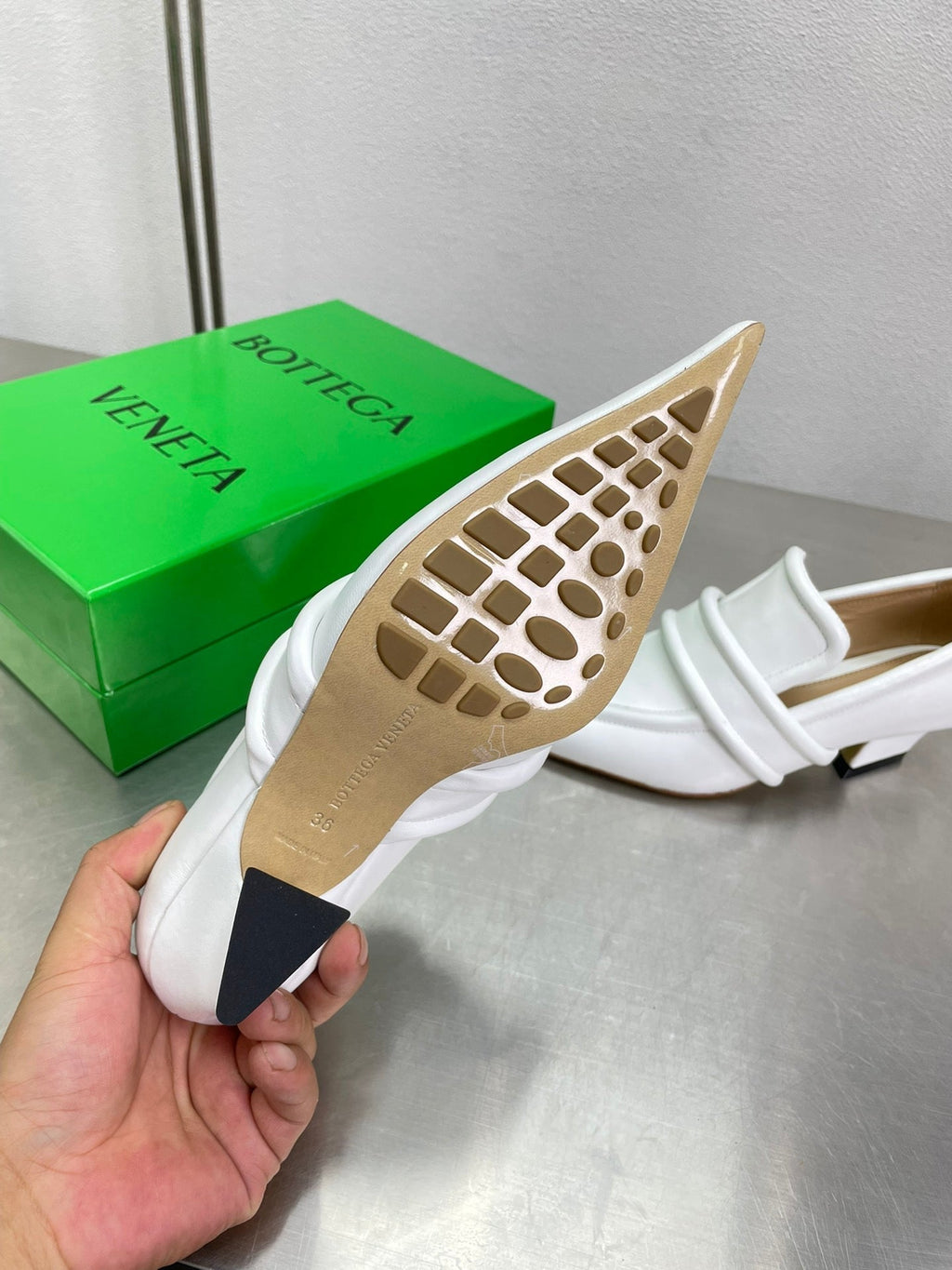 BOTTEGA VENETA HIGH PUMP 35 MM IN WHITE CALFSKIN
