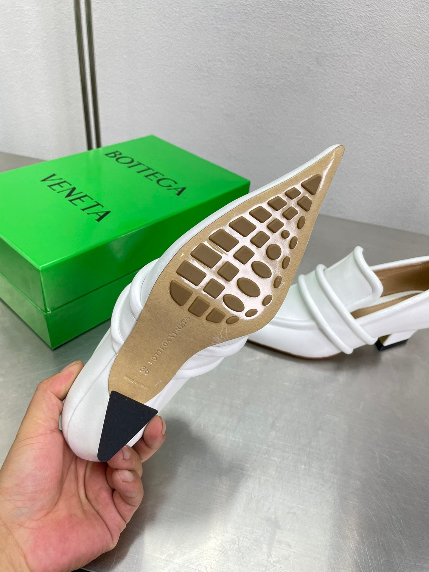 BOTTEGA VENETA HIGH PUMP 35 MM IN WHITE CALFSKIN