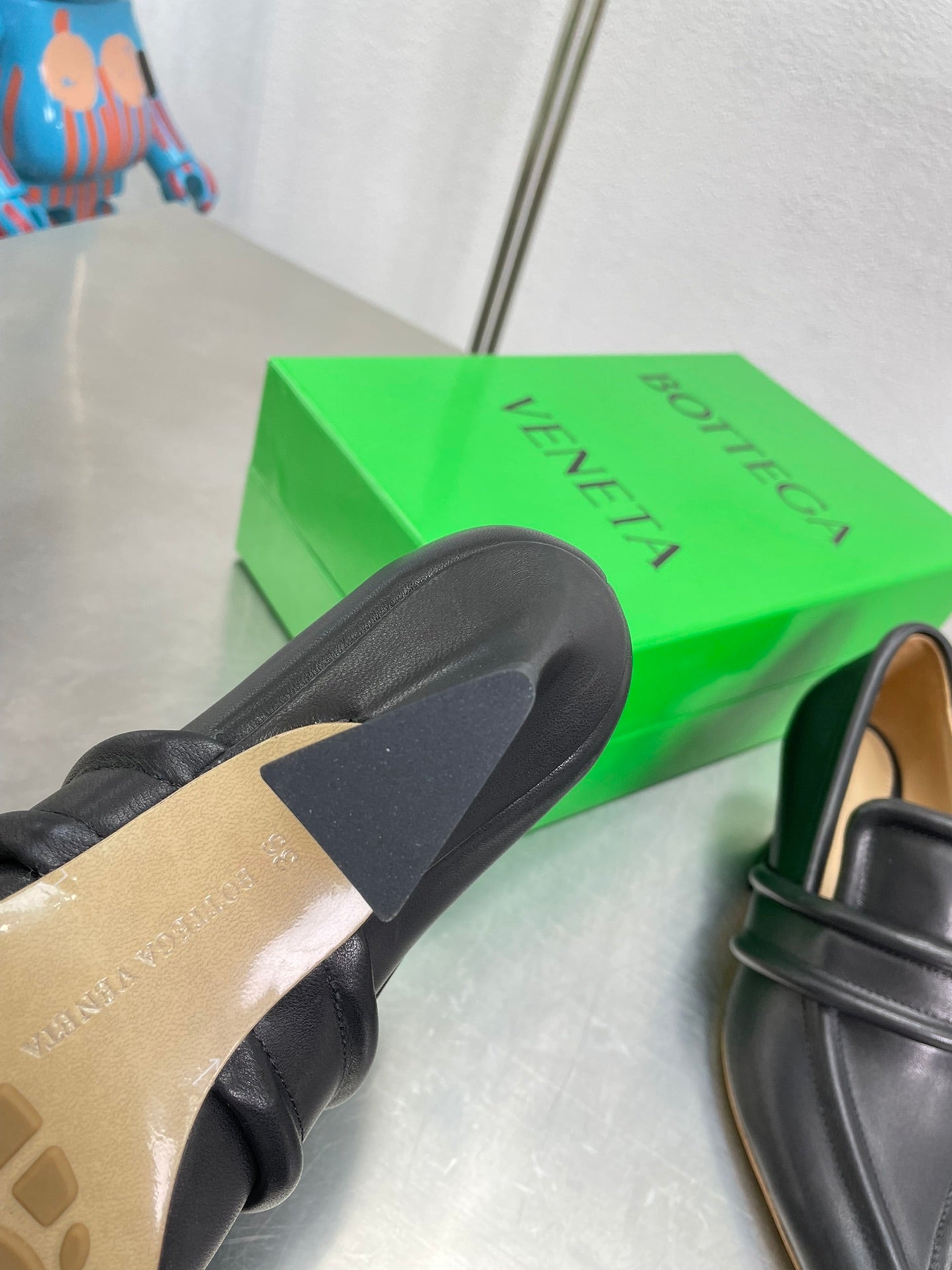 BOTTEGA VENETA HIGH PUMP 35 MM IN BLACK CALFSKIN