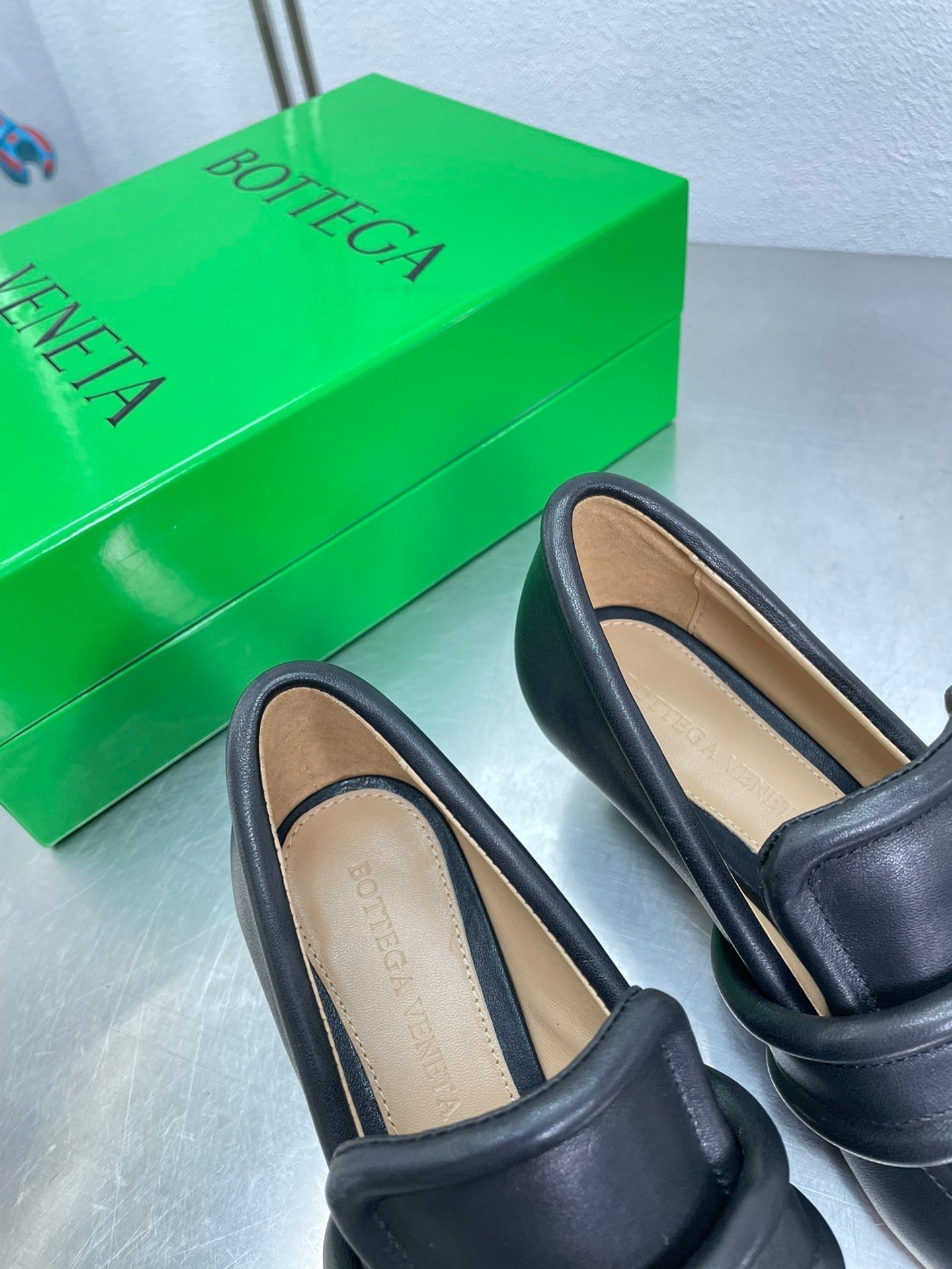 BOTTEGA VENETA HIGH PUMP 35 MM IN BLACK CALFSKIN