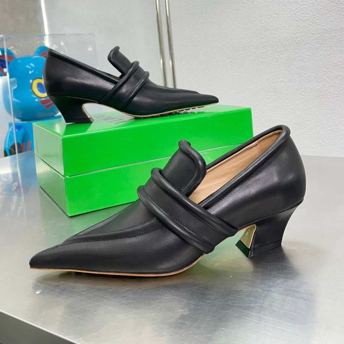 BOTTEGA VENETA HIGH PUMP 35 MM IN BLACK CALFSKIN