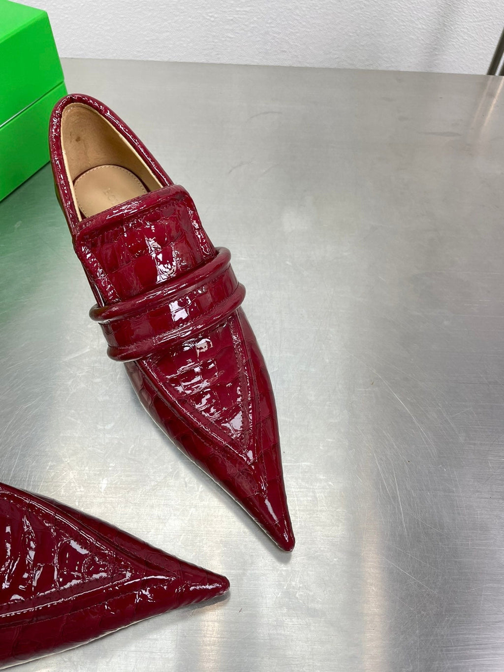 BOTTEGA VENETA HIGH PUMP 35 MM IN SCARLET RED PATENT CALFSKIN