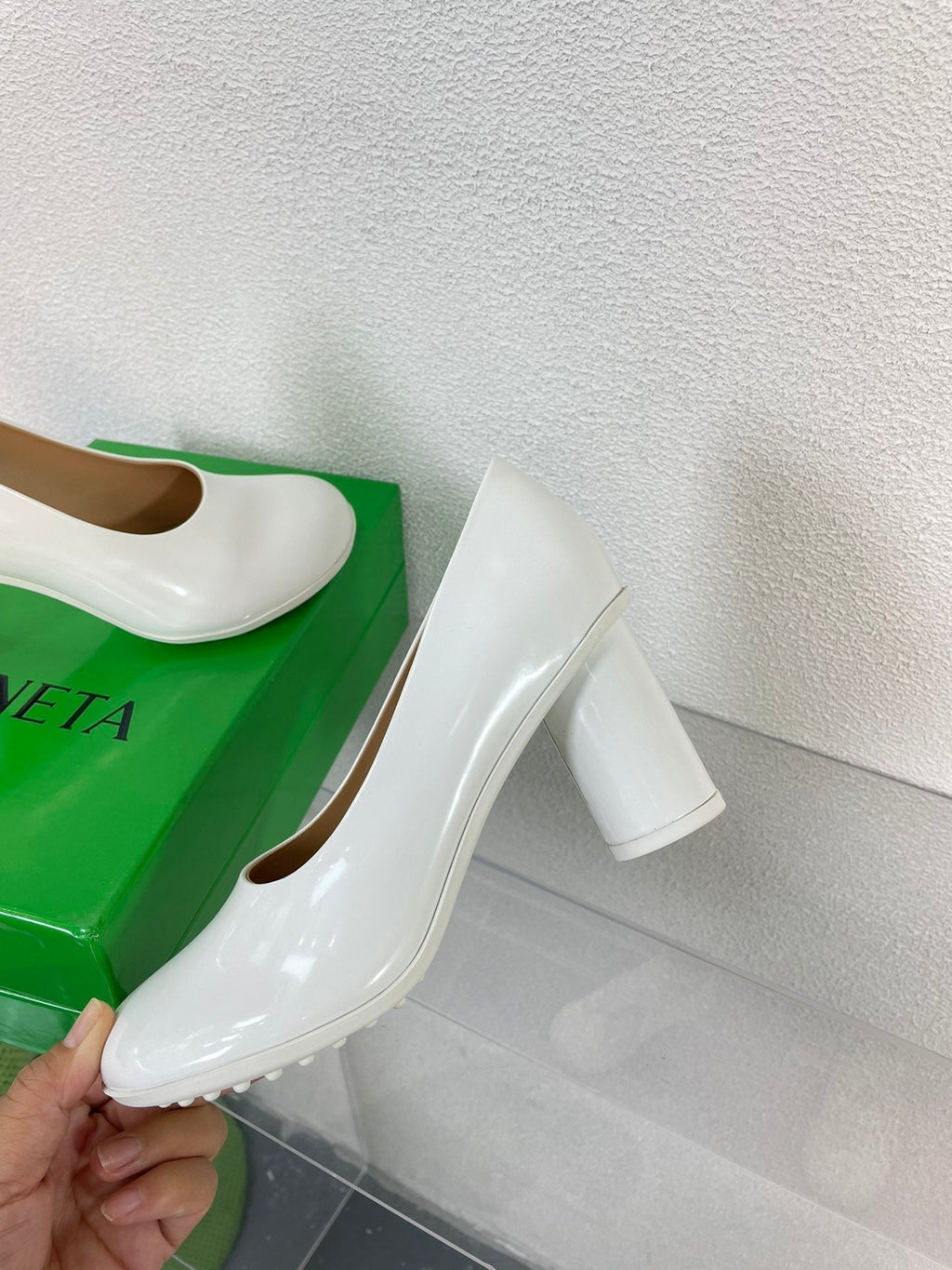 BOTTEGA VENETA ATOMIC HIGH PUMP 9 CM IN WHITE CALFSKIN