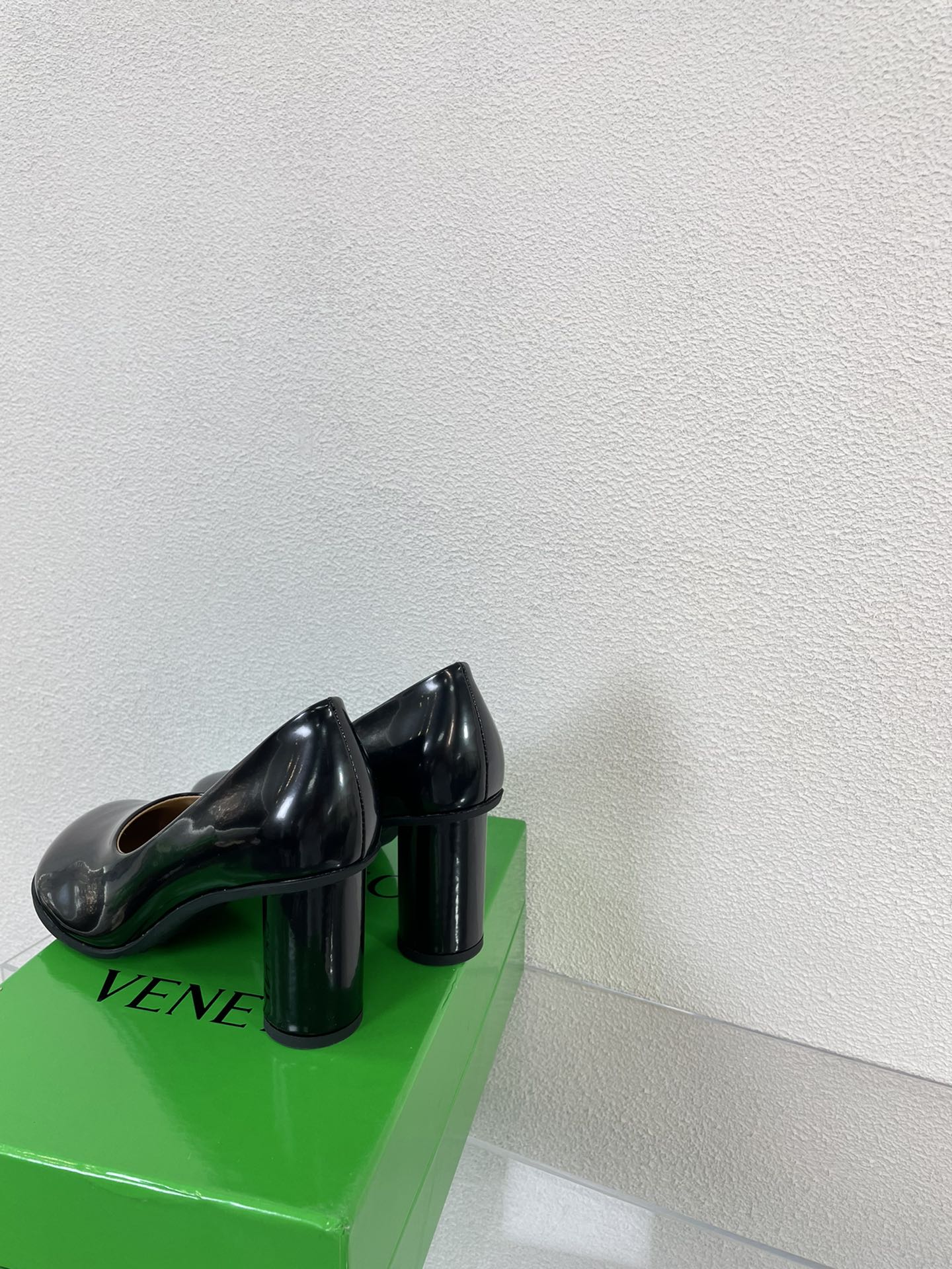 BOTTEGA VENETA ATOMIC HIGH PUMP 9 CM IN BLACK CALFSKIN