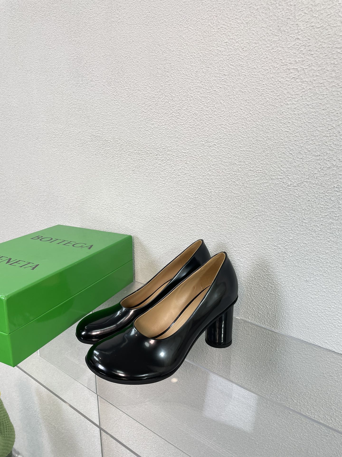 BOTTEGA VENETA ATOMIC HIGH PUMP 9 CM IN BLACK CALFSKIN