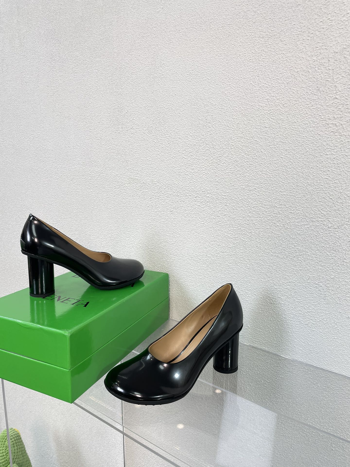 BOTTEGA VENETA ATOMIC HIGH PUMP 9 CM IN BLACK CALFSKIN