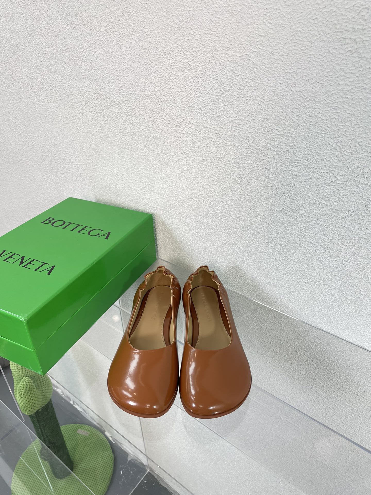 BOTTEGA VENETA ATOMIC BALLERINA FLAT IN BRONZE BROWN CALFSKIN