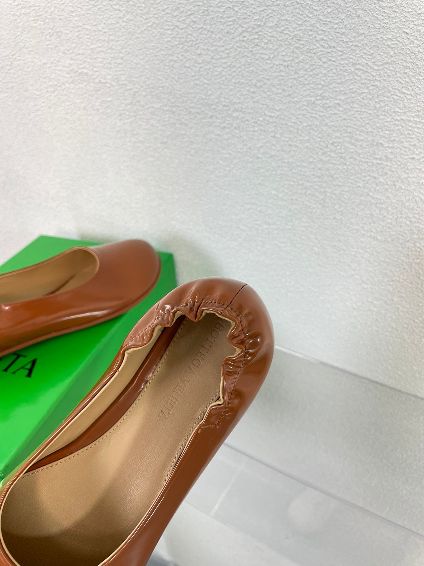 BOTTEGA VENETA ATOMIC BALLERINA FLAT IN BRONZE BROWN CALFSKIN