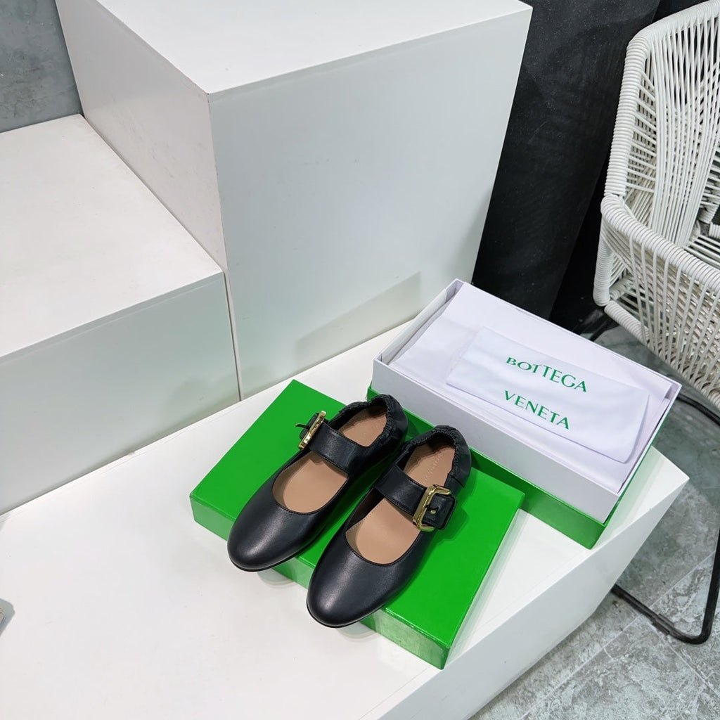 BOTTEGA VENETA ASTAIRE MARY-JANE BALLERINA IN BLACK CALFSKIN