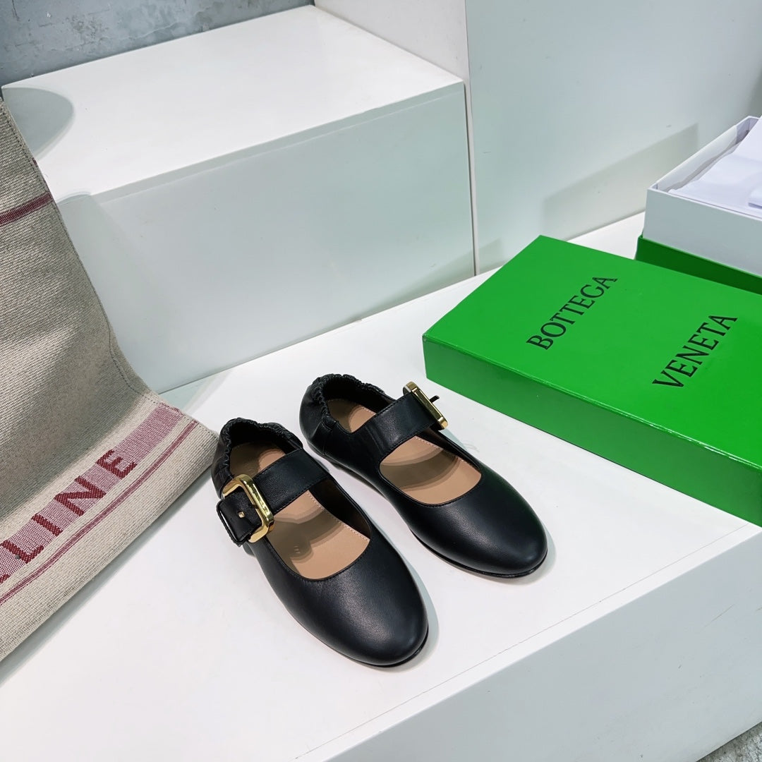 BOTTEGA VENETA ASTAIRE MARY-JANE BALLERINA IN BLACK CALFSKIN