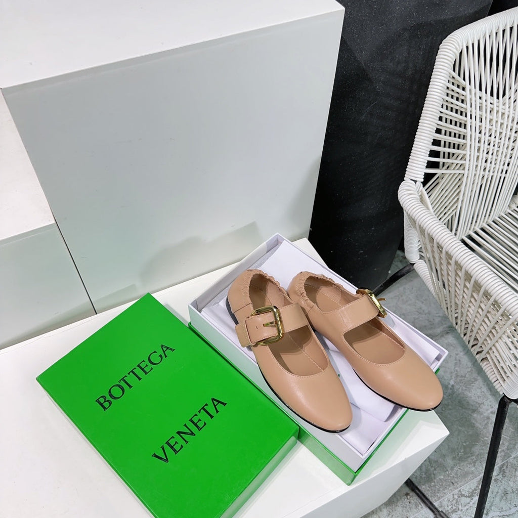 BOTTEGA VENETA ASTAIRE MARY-JANE BALLERINA IN CAMEL BEIGE CALFSKIN
