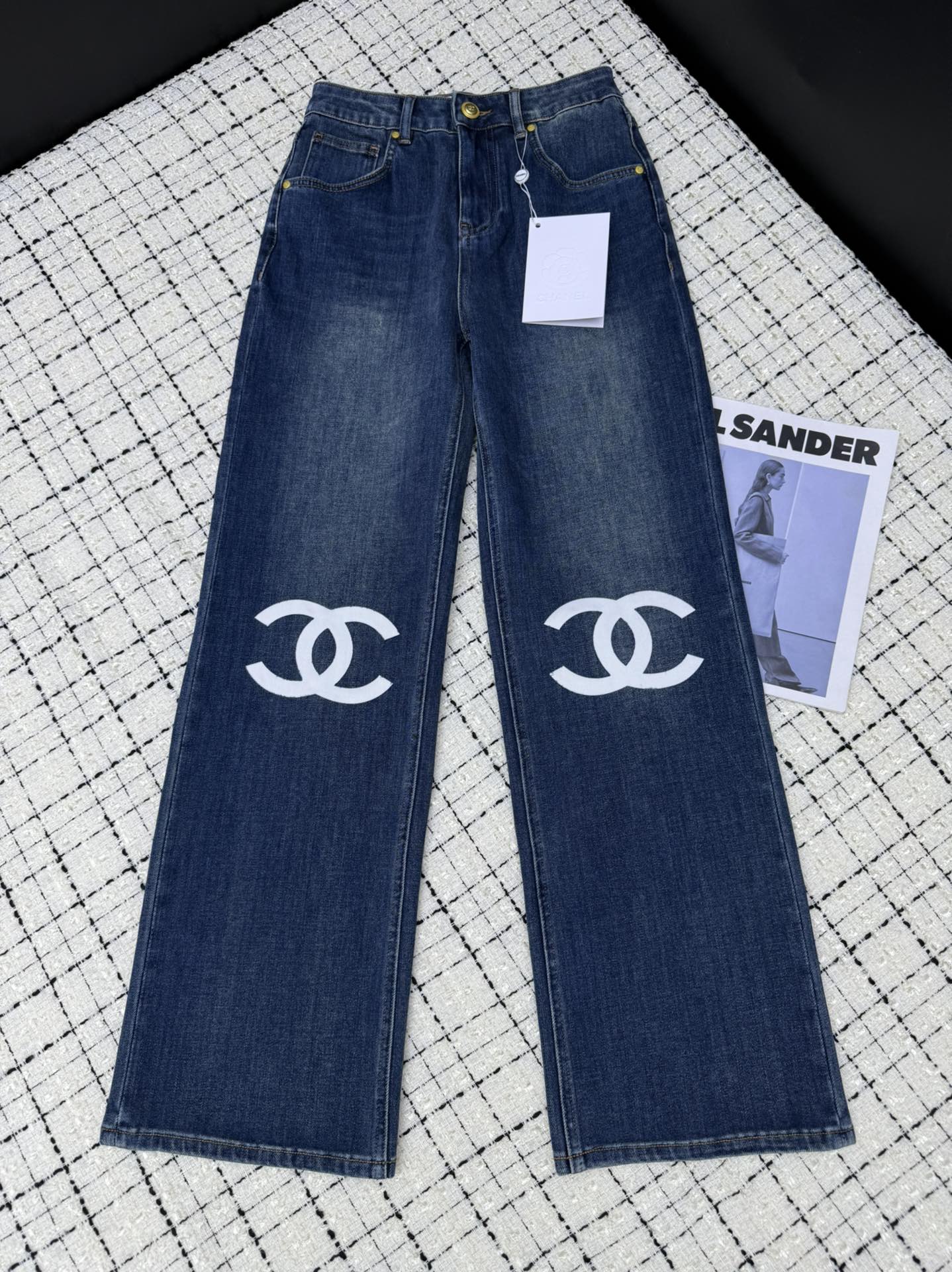 CHANEL 26S STRAIGHT-LEG JEANS 760
