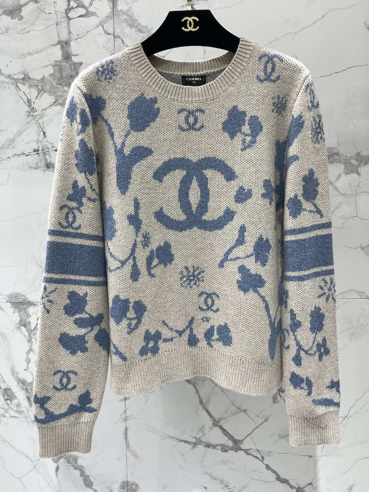 CHANEL 25S CREW NECK SWEATER 462