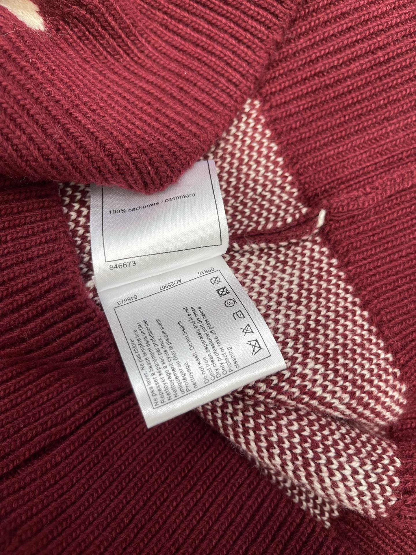 CHANEL 25S CREW NECK SWEATER 460