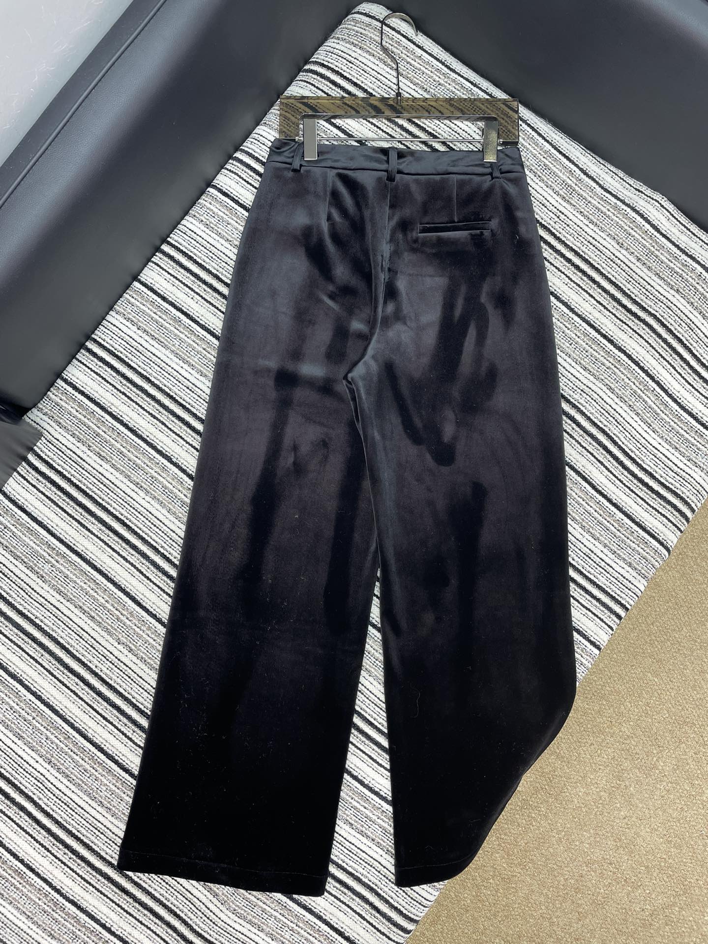 CHANEL 25S STRAIGHT-LEG VELVET PANTS 445