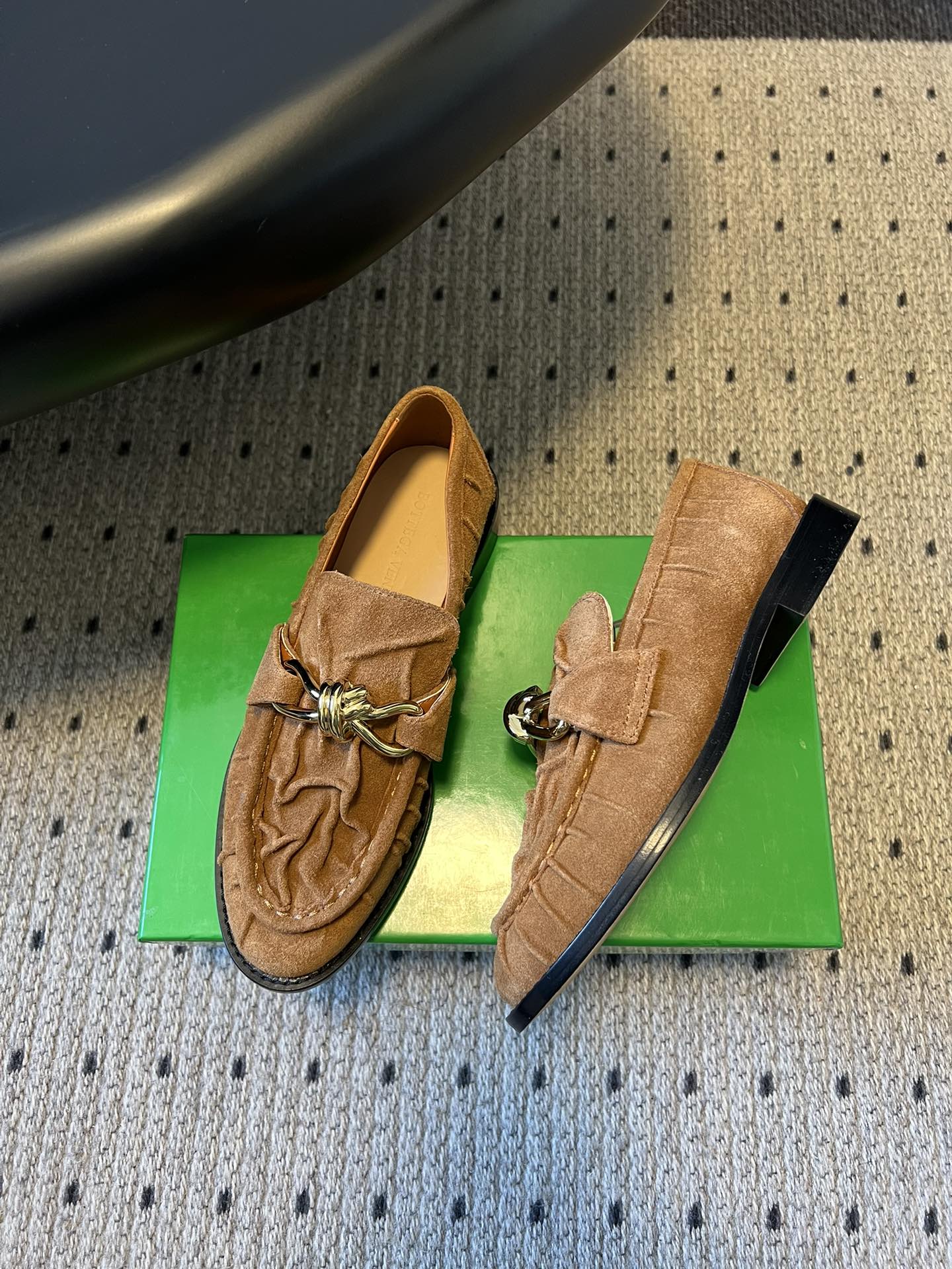 BOTTEGA VENETA 26S LOAFERS IN BROWN SUEDE WITH GOLD HARDWARE
