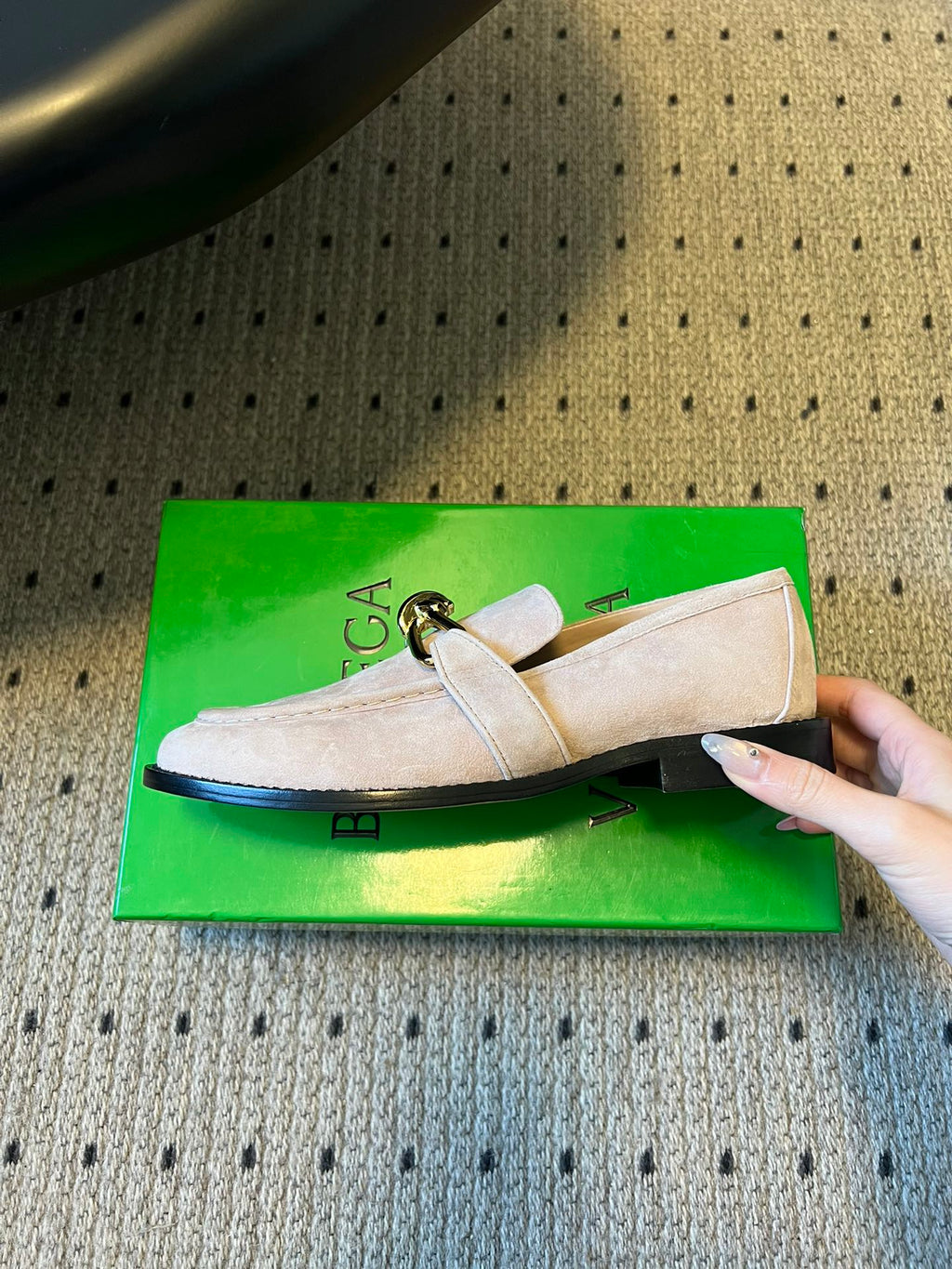 BOTTEGA VENETA 26S LOAFERS IN LIGHT BEIGE SUEDE WITH GOLD HARDWARE