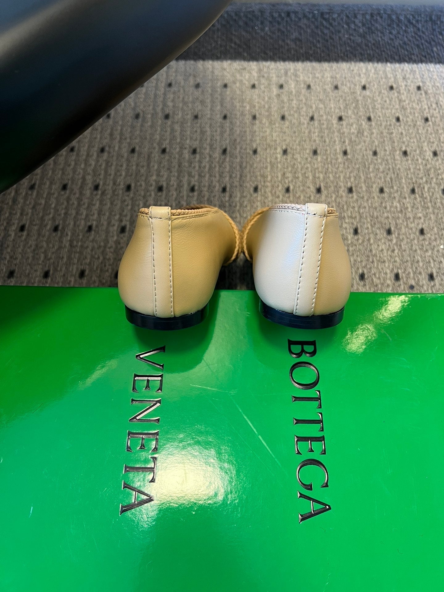 BOTTEGA VENETA 26S ESPADRILLE BALLET FLATS IN BEIGE LAMBSKIN