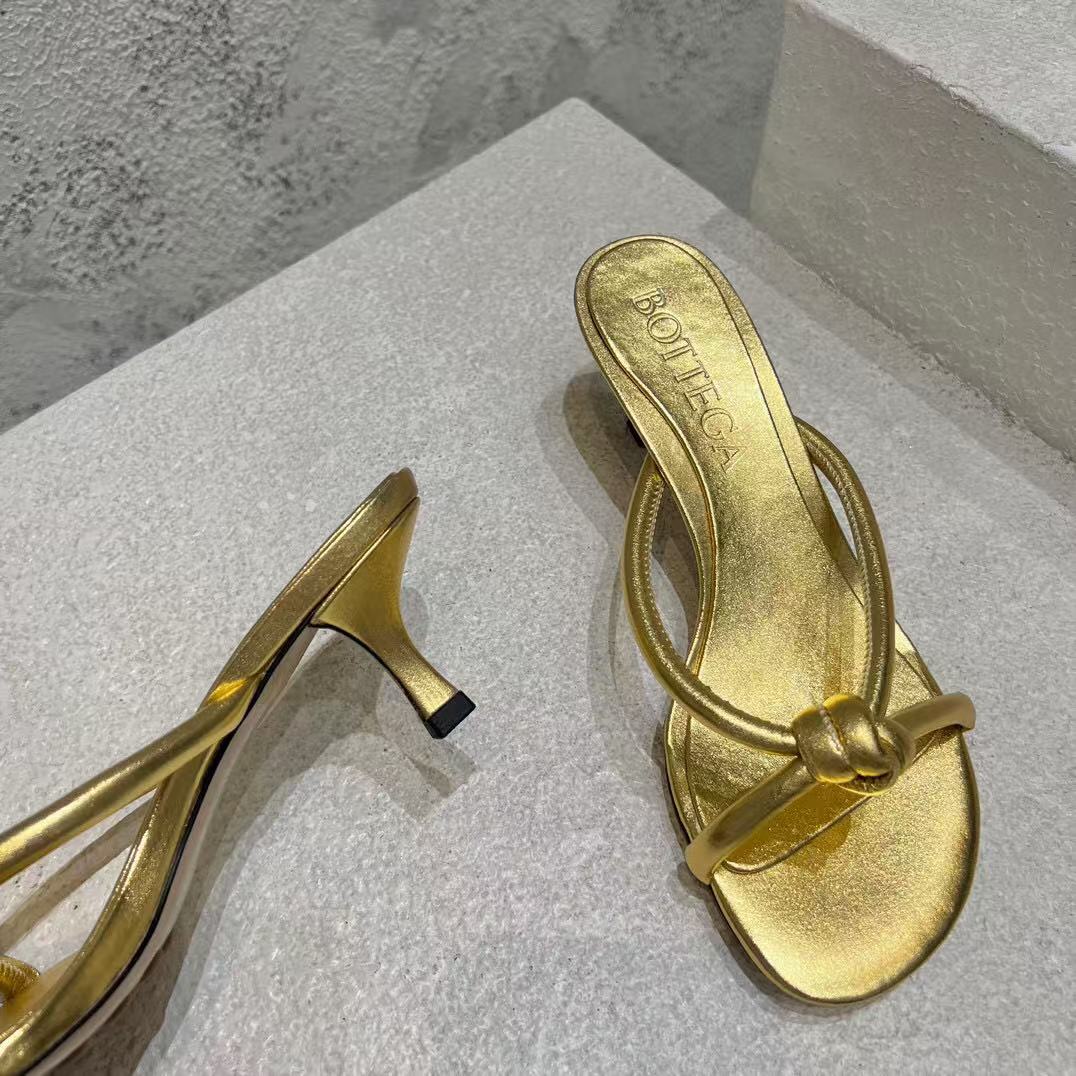 BOTTEGA VENETA HEELED SANDALS METALLIC GOLD LAMBSKIN