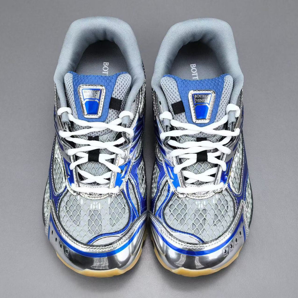 BOTTEGA VENETA SNEAKERS IN SILVER AND BLUE MESH