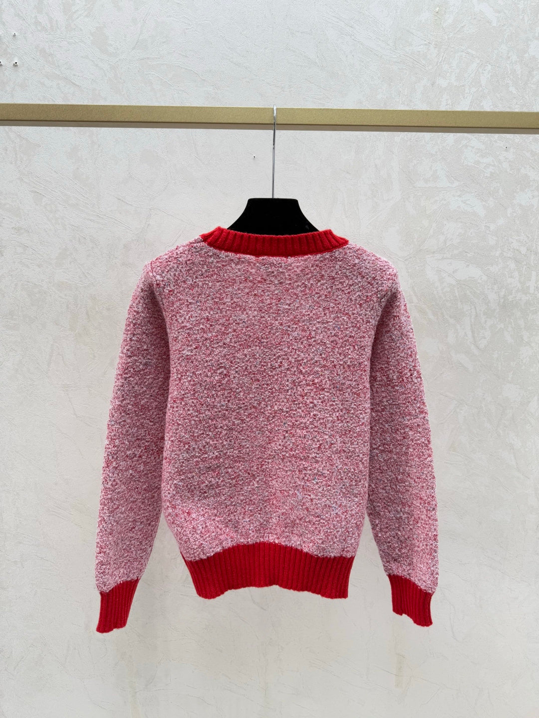 CHANEL 25S LONG-SLEEVE ROUND-NECK SWEATER 514