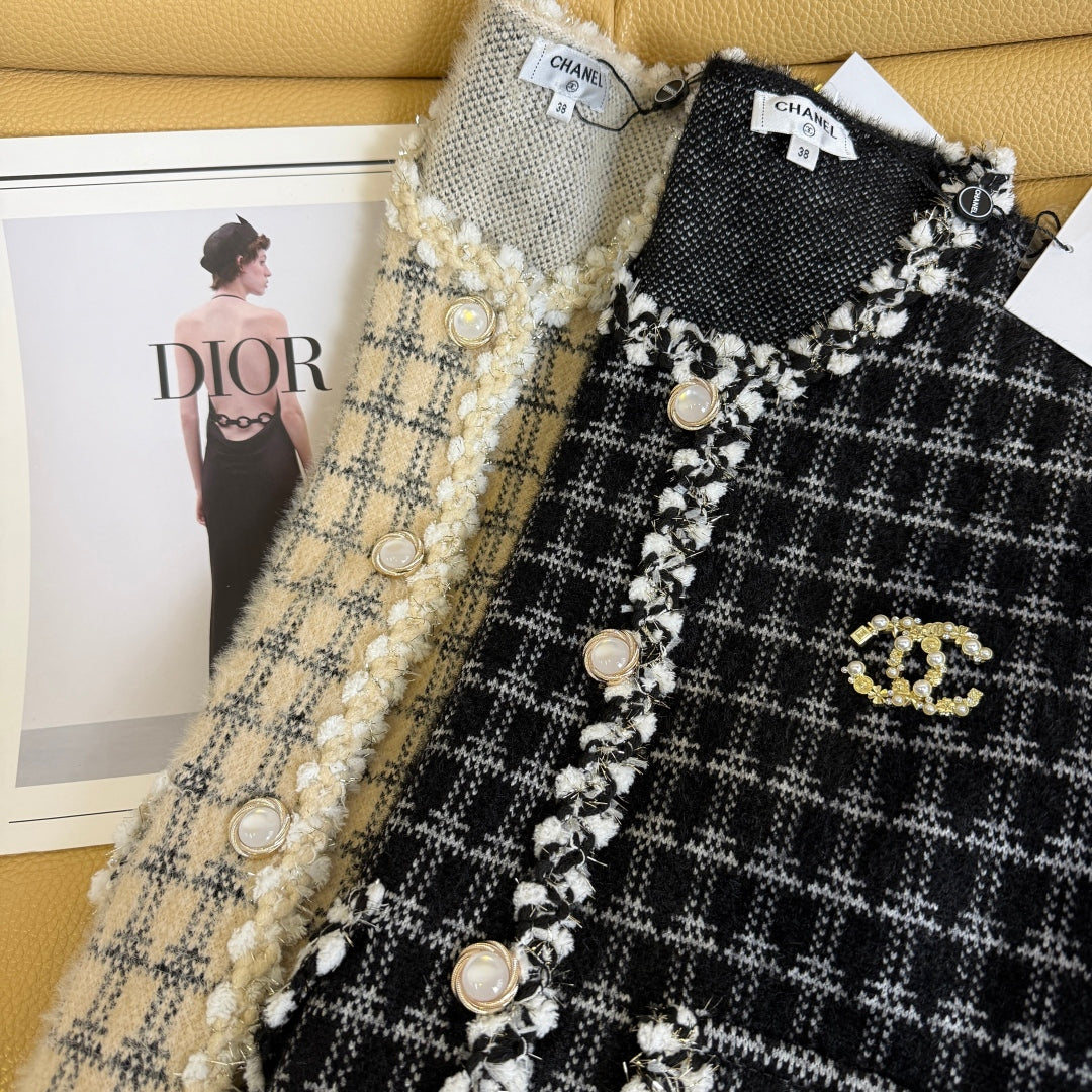 CHANEL 25S KNITTED CARDIGAN 289