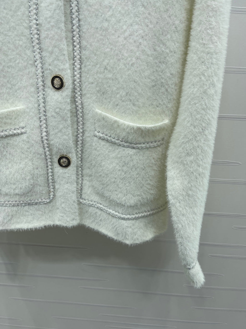 CHANEL 25S KNITTED CARDIGAN 279