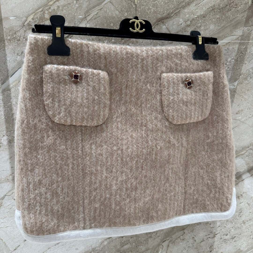CHANEL 25S KNIT MIDI SKIRT 530
