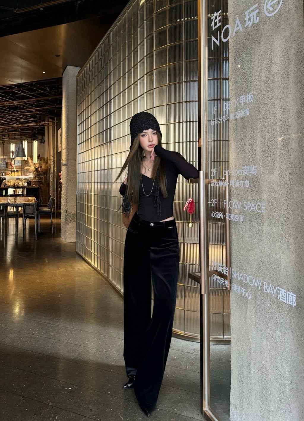 CHANEL 25S STRAIGHT-LEG VELVET PANTS 445