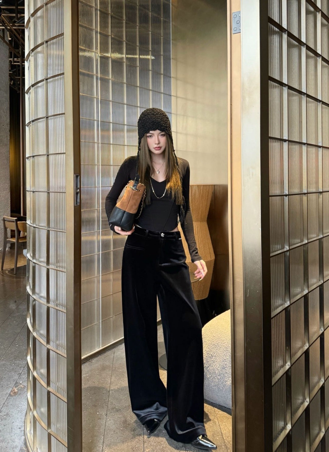 CHANEL 25S STRAIGHT-LEG VELVET PANTS 445