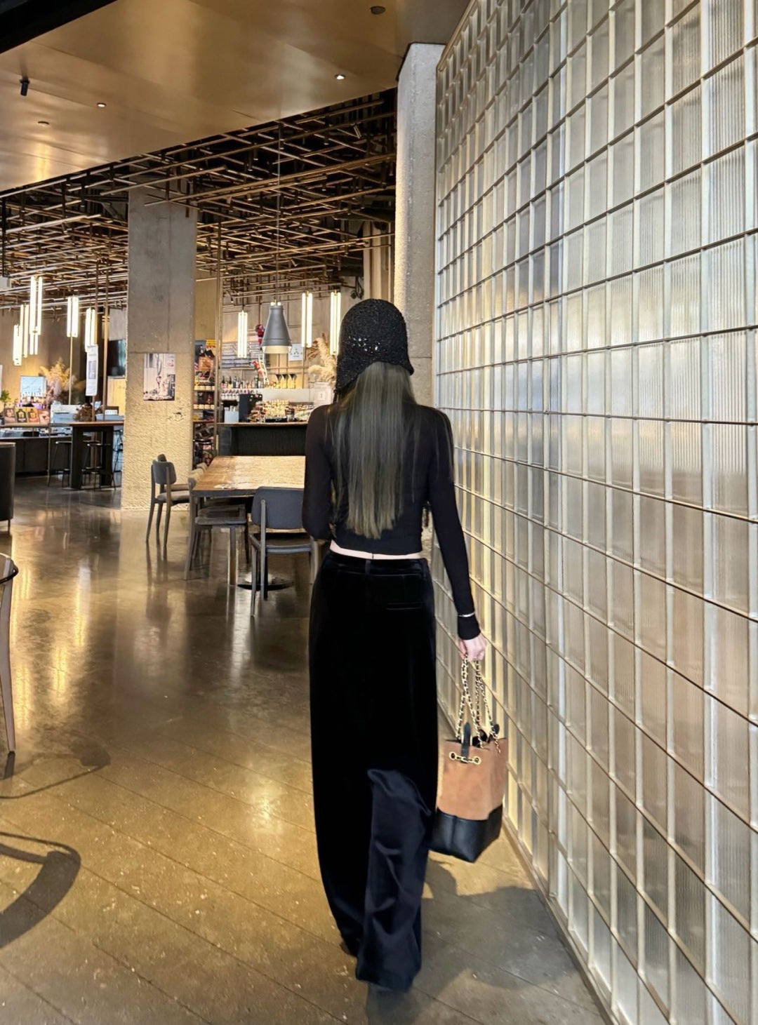 CHANEL 25S STRAIGHT-LEG VELVET PANTS 445