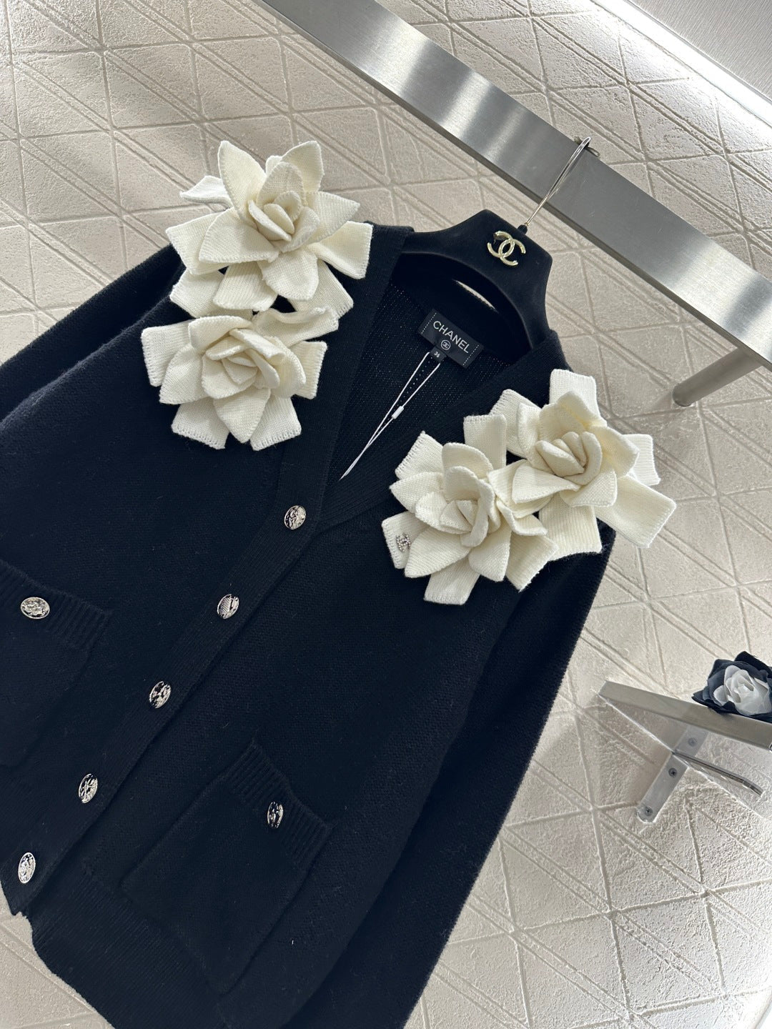 CHANEL 25S CAMELLIA PRINT CARDIGAN 648