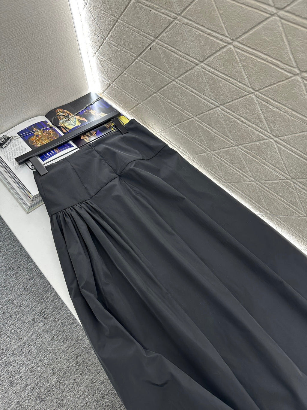 CHANEL 25S LONG PLEATED SKIRT 615