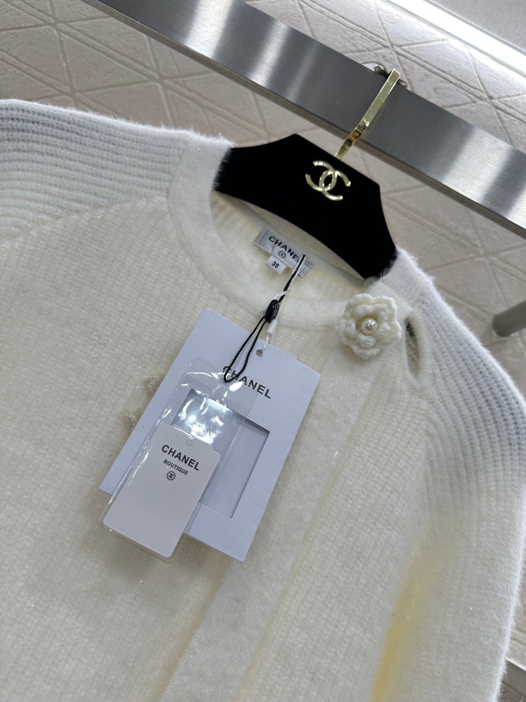 CHANEL 26S CREW NECK PULLOVER SWEATER 732