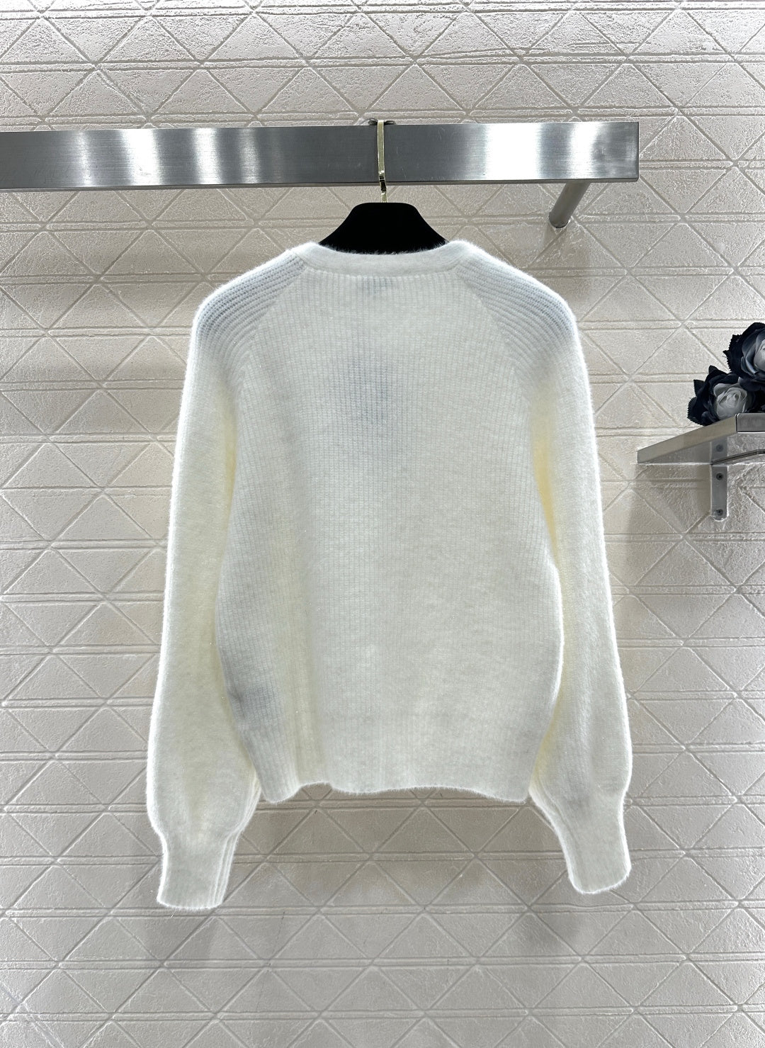 CHANEL 26S CREW NECK PULLOVER SWEATER 732