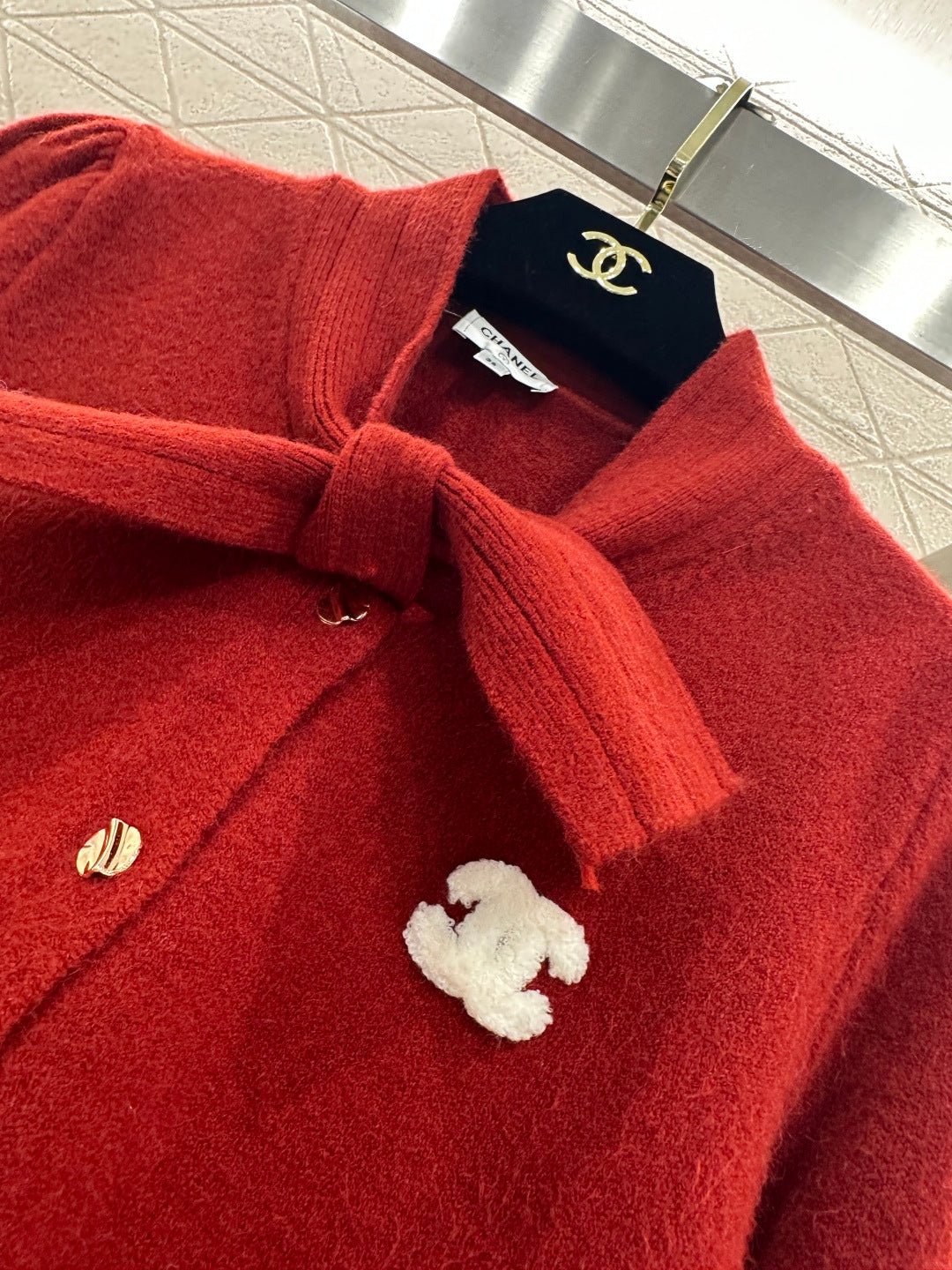 CHANEL 26S KNITTED CARDIGAN 665