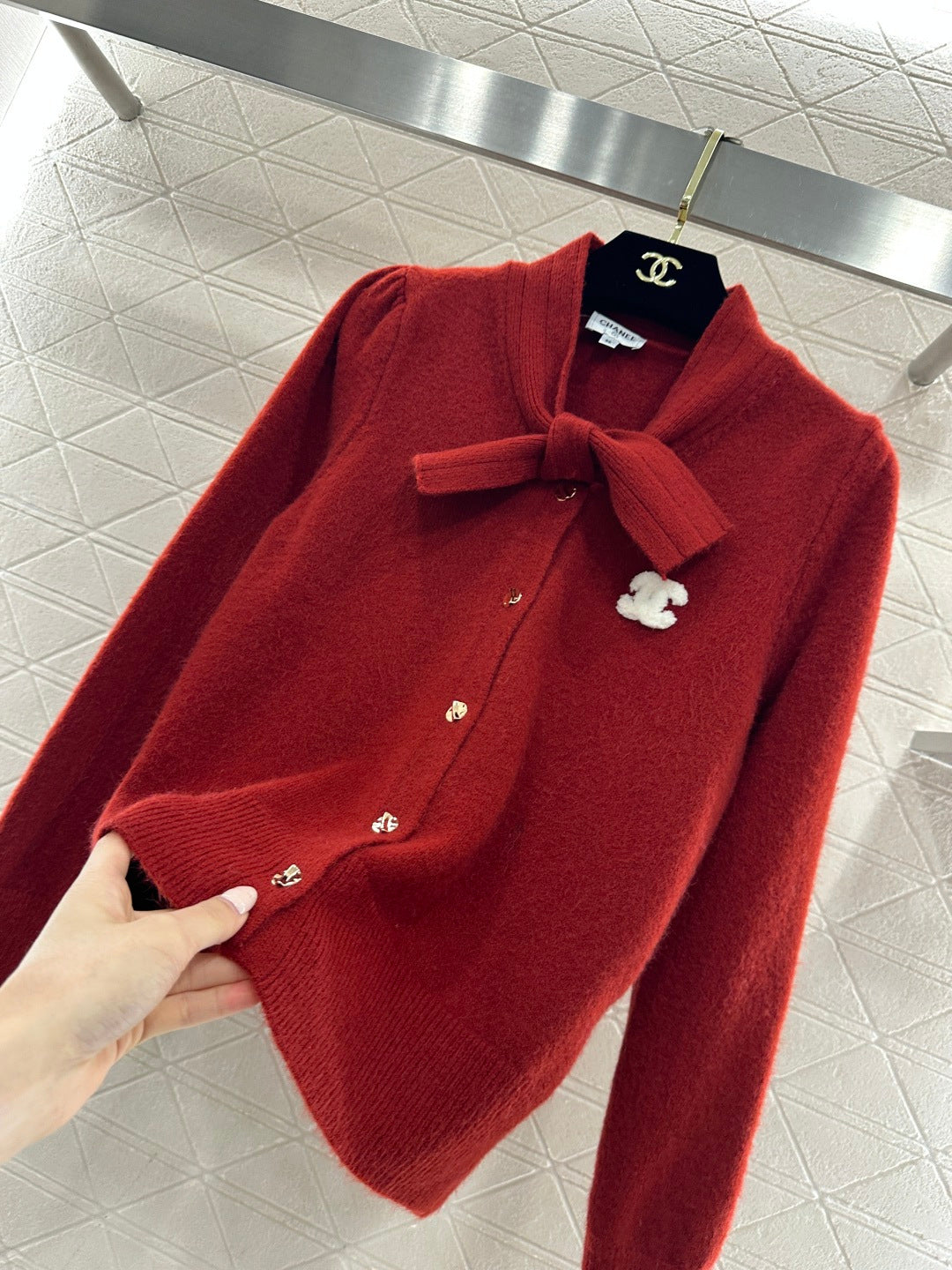 CHANEL 26S KNITTED CARDIGAN 665