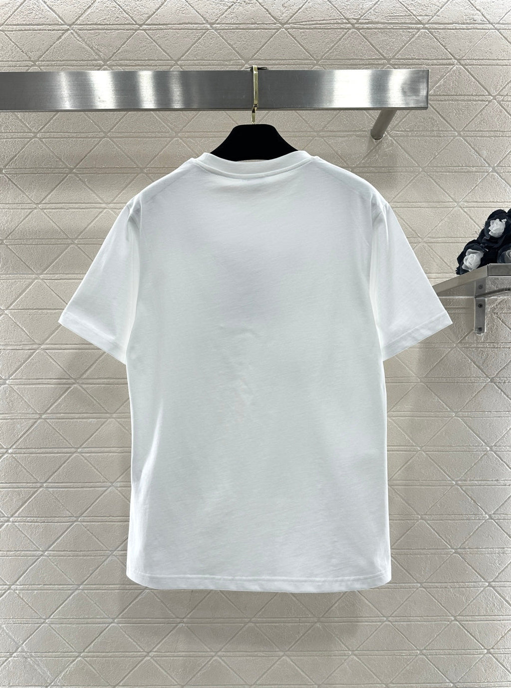 CHANEL 26S SHORT-SLEEVE T-SHIRT 662