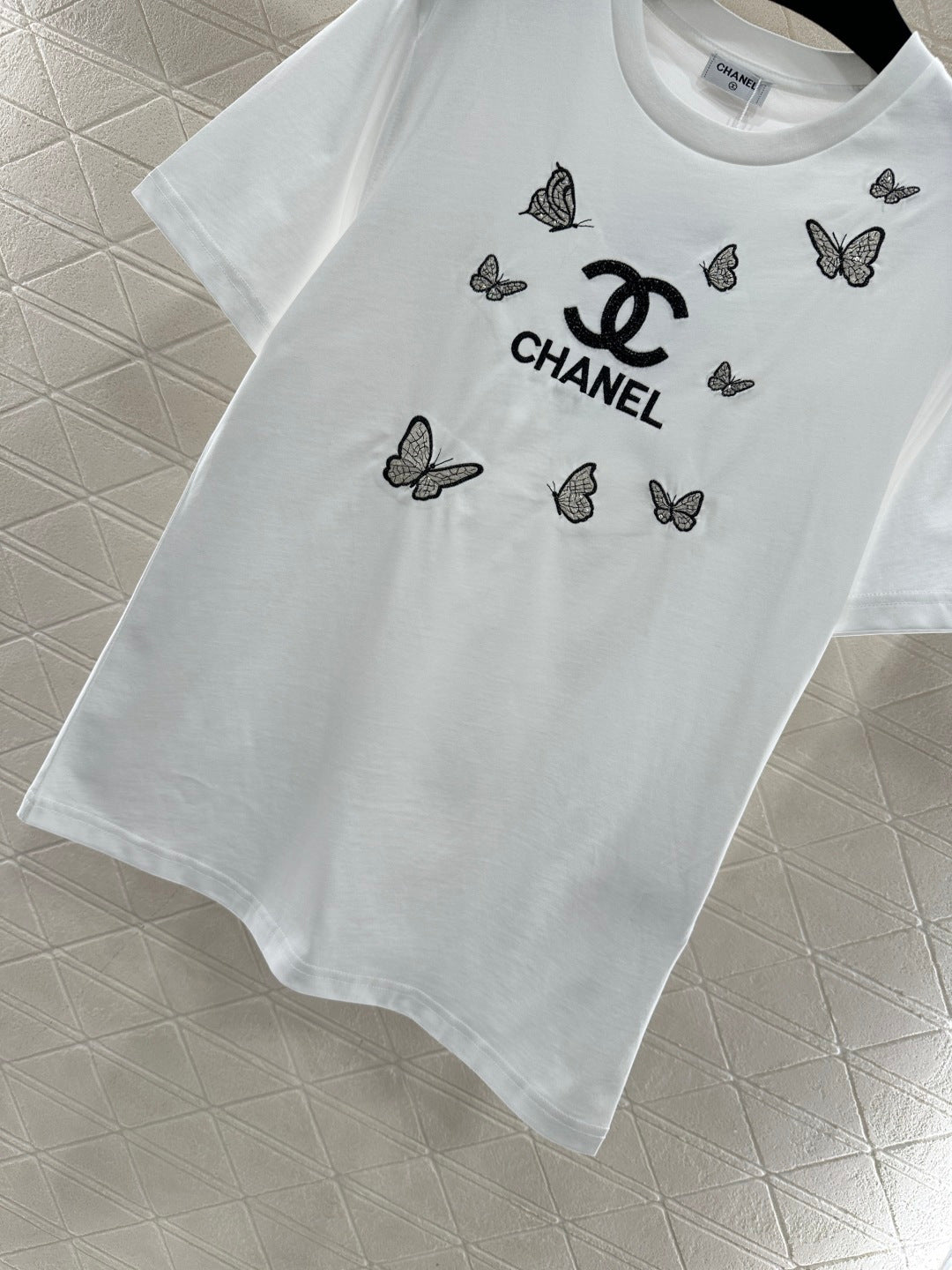CHANEL 26S SHORT-SLEEVE T-SHIRT 662