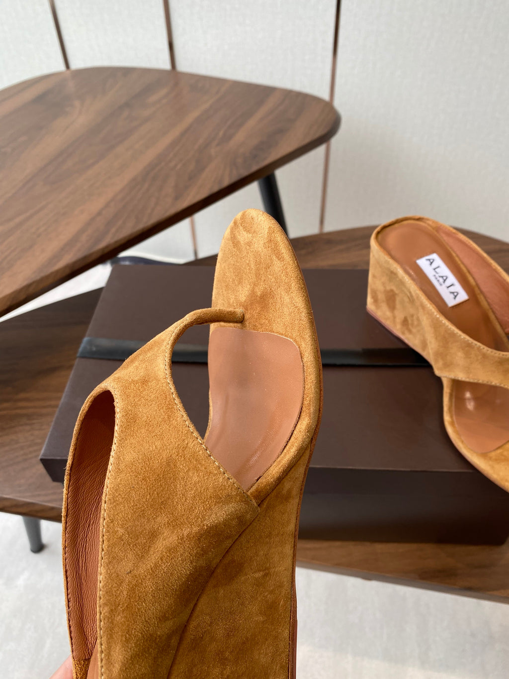 ALAIA WEDGE THONG SANDALS 25S IN BURNT ORANGE SUEDE
