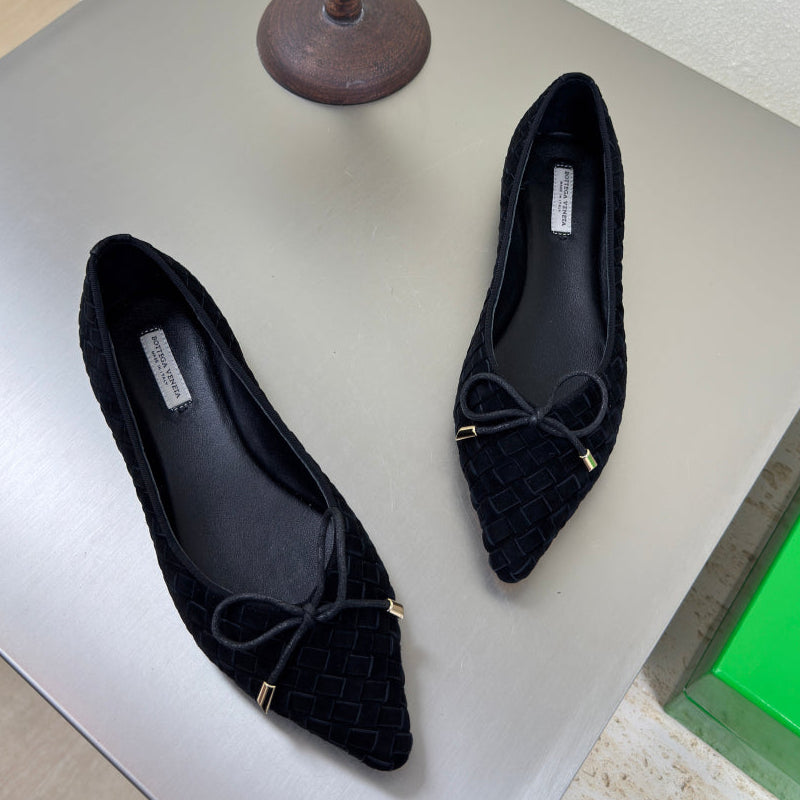 BOTTEGA VENETA BALLET FLAT IN BLACK INTRECCIATO SUEDE WITH BOW