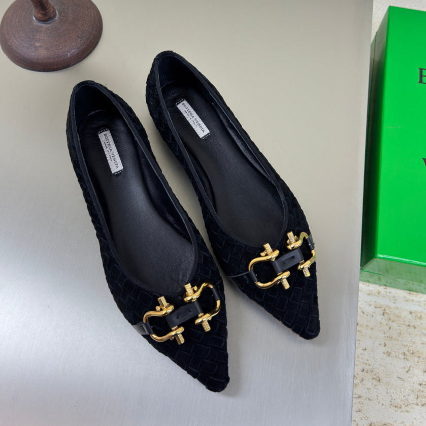 BOTTEGA VENETA BALLET FLAT IN BLACK INTRECCIATO SUEDE
