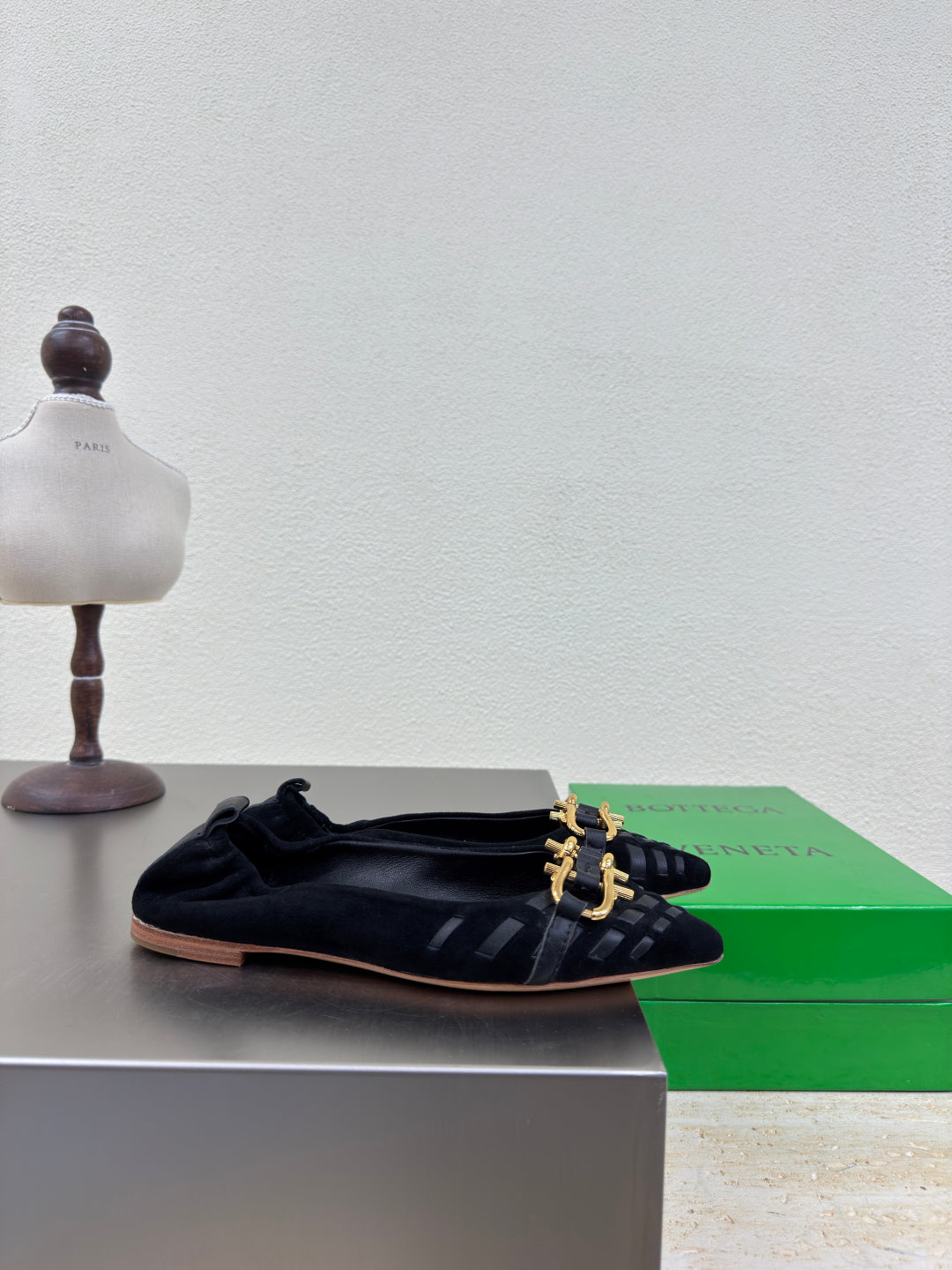 BOTTEGA VENETA BALLET FLAT IN BLACK SUEDE