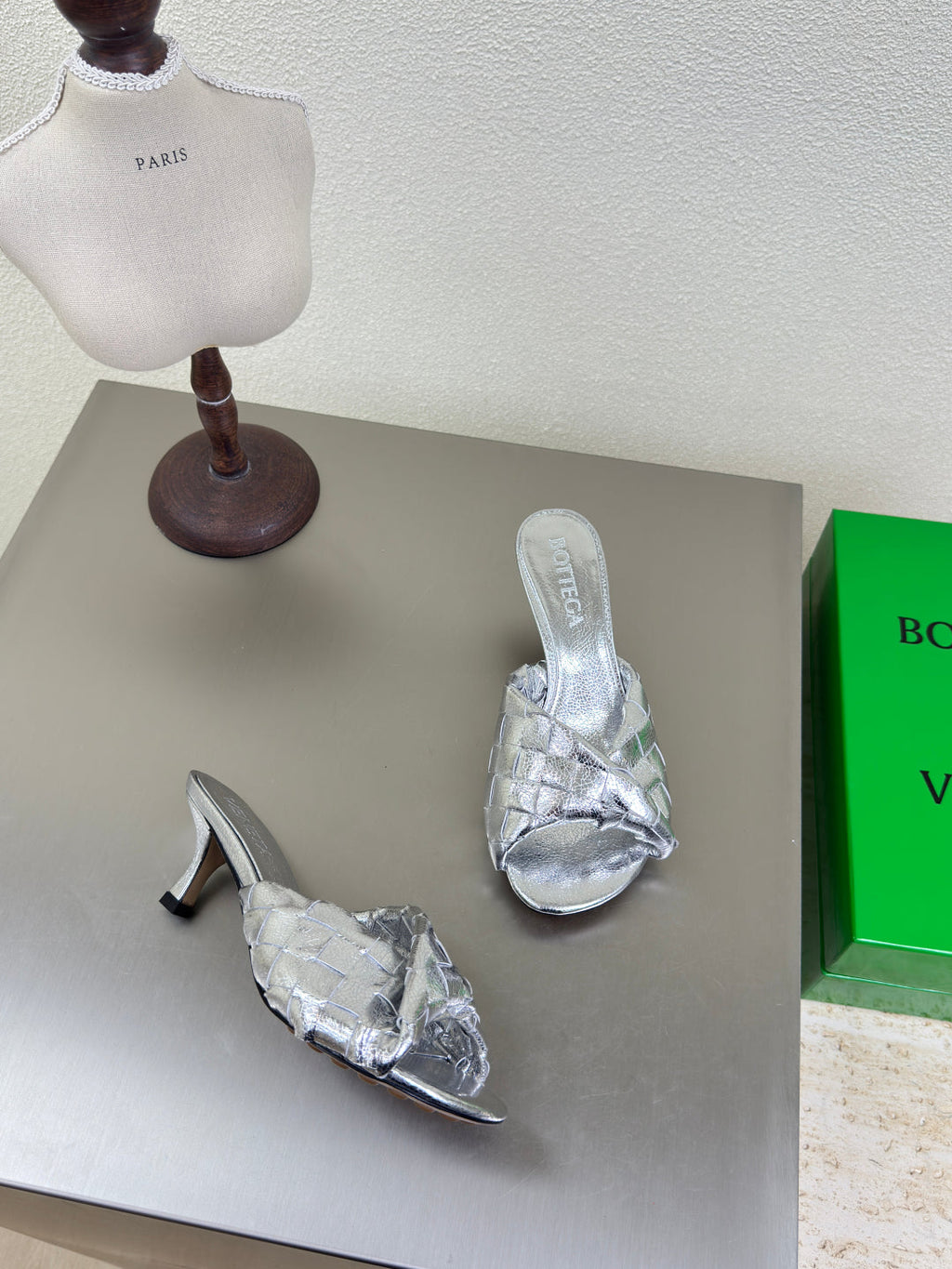 BOTTEGA VENETA BLINK HIGH 5 CM MULE IN SILVER INTRECCIATO LEATHER