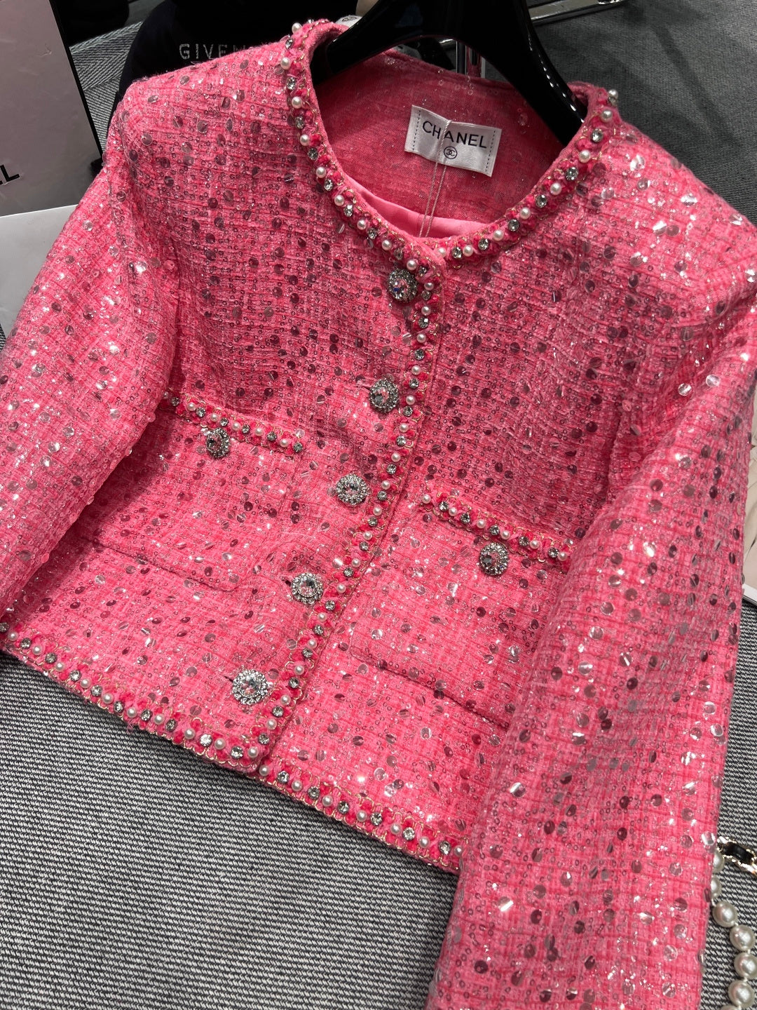 CHANEL 25S JACKET 619